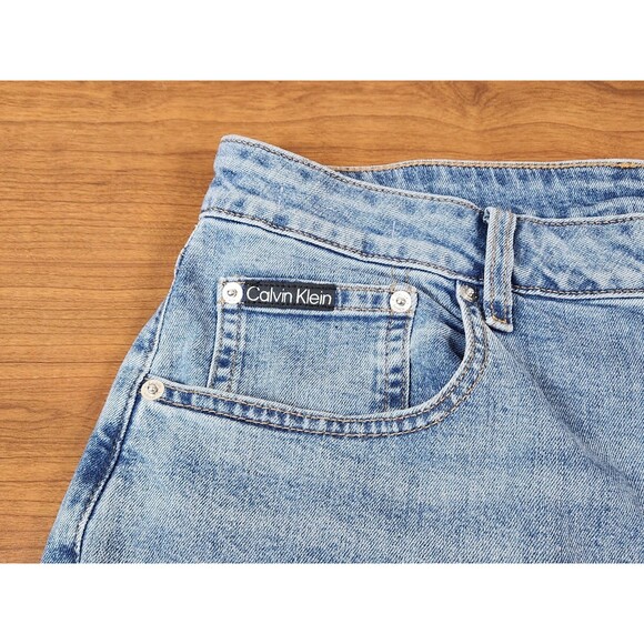 Calvin Klein Women's Straight Fit High Rise Vintage Blue Jeans Size 33 - Picture 14 of 15